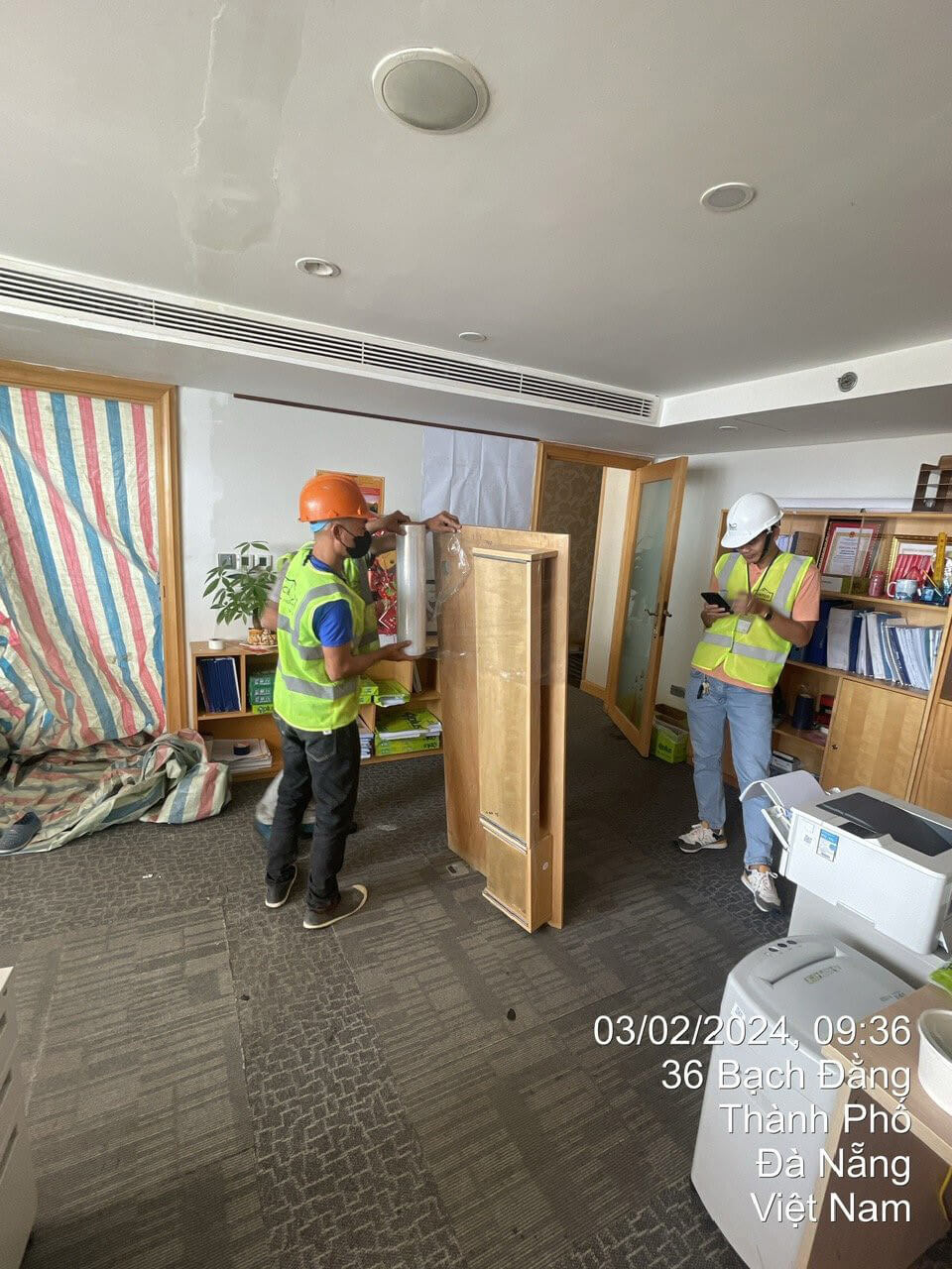 DA_Page_05_Image_0013